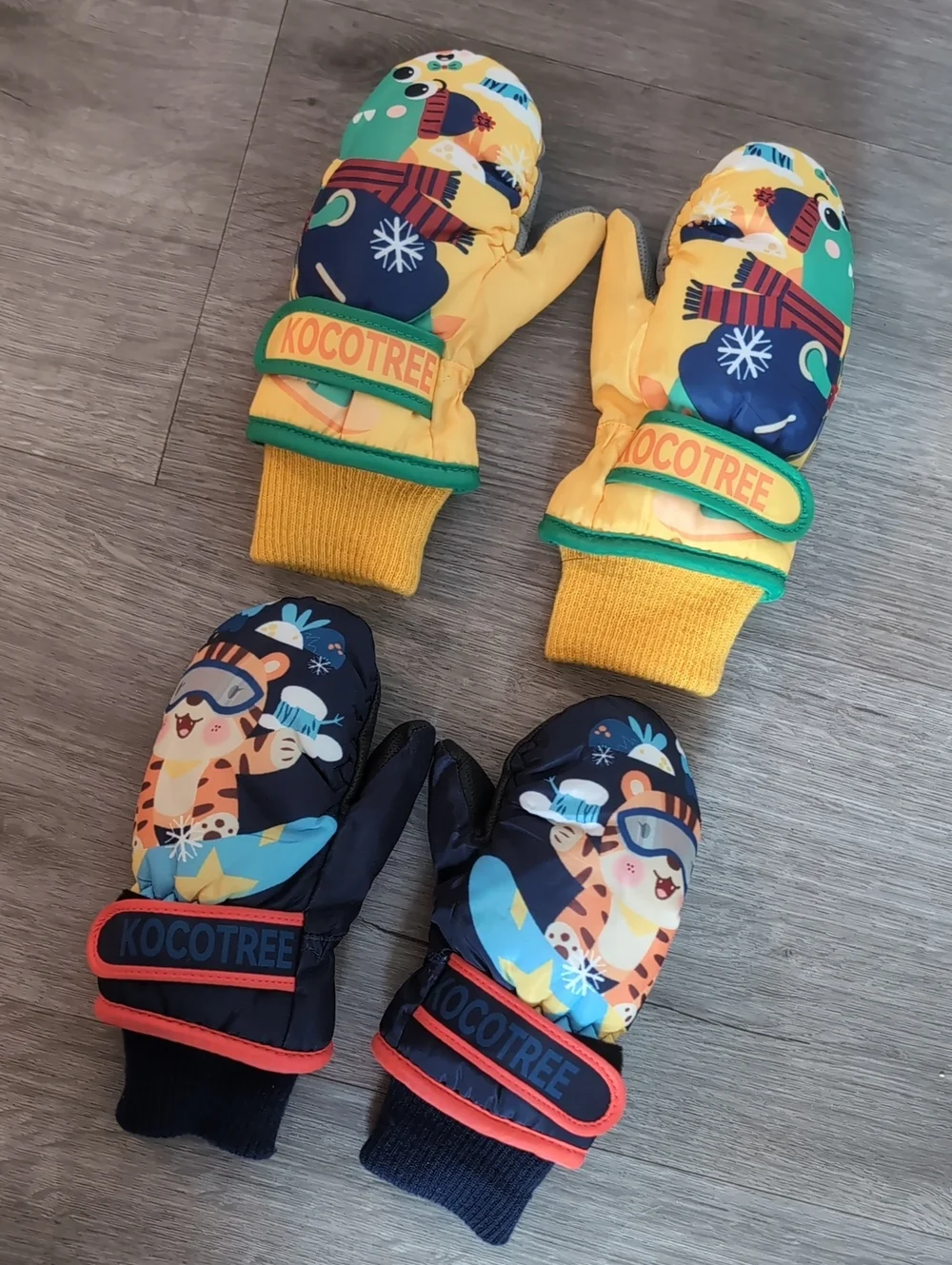Kids Winter Snow Mittens - Yellow & Navy